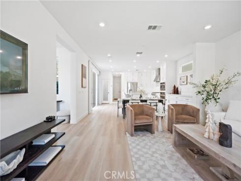 396  Chorus  , Irvine, CA