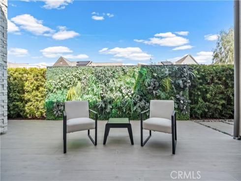 396  Chorus  , Irvine, CA