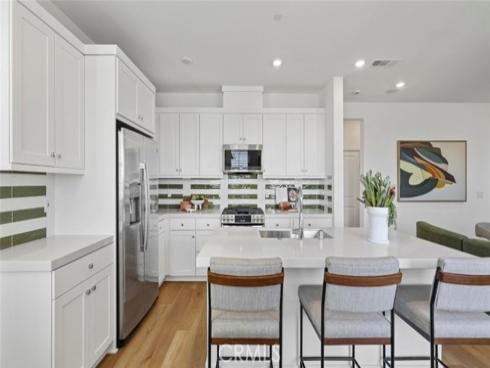 345 Proctor , Irvine, CA