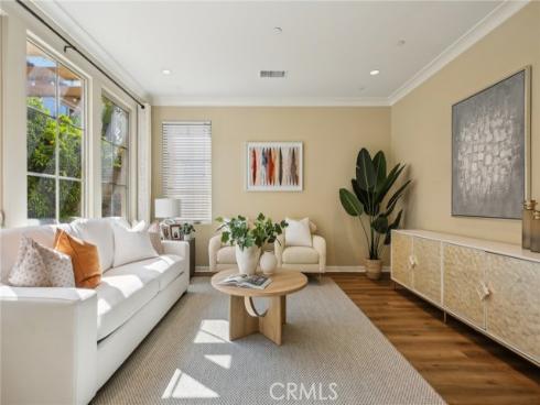 76 Bianco , Irvine, CA