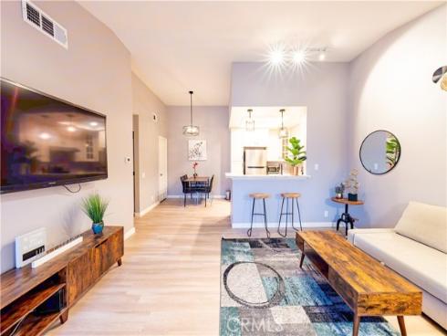 175 Huntington , Irvine, CA