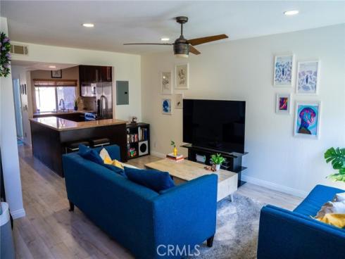 54 Oval 3 Road, Irvine, CA