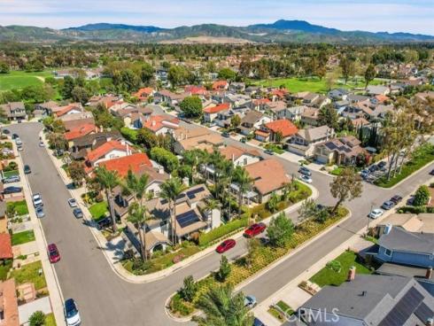 22 Colonial , Irvine, CA