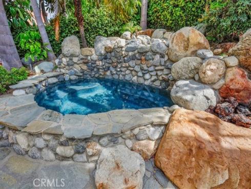 22 Colonial , Irvine, CA