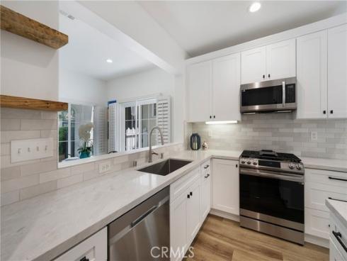 210 Garden Gate Lane, Irvine, CA