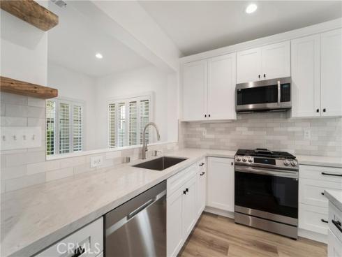 210 Garden Gate Lane, Irvine, CA