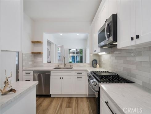 210 Garden Gate Lane, Irvine, CA