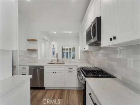 210 Garden Gate Lane, Irvine, CA