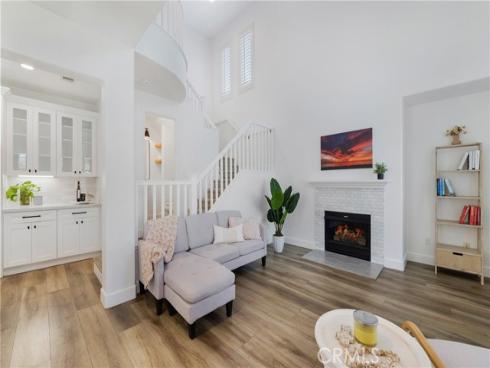 210 Garden Gate Lane, Irvine, CA