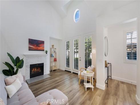 210 Garden Gate Lane, Irvine, CA