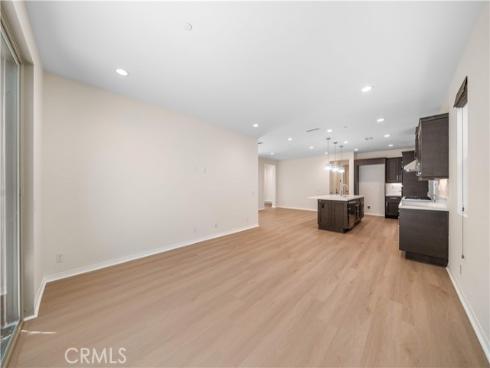 120 Halo , Irvine, CA