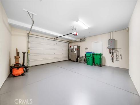 120 Halo , Irvine, CA