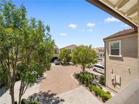 120 Halo , Irvine, CA