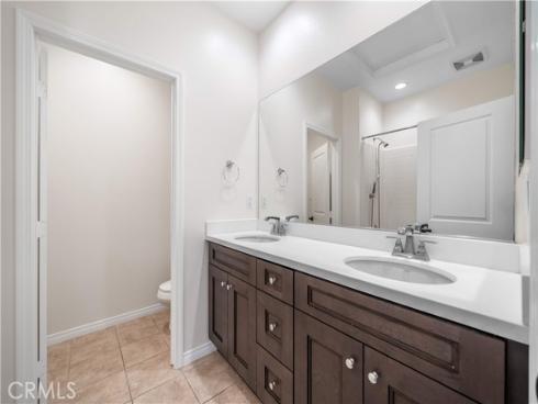 120 Halo , Irvine, CA