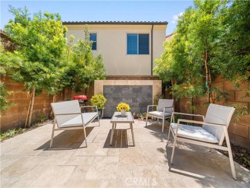 120 Halo , Irvine, CA