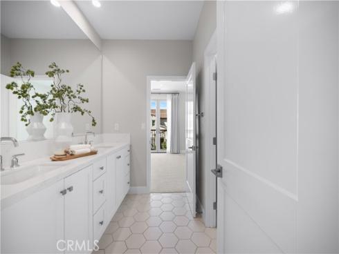 108 Hyperion , Irvine, CA