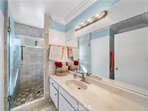 30 Mann Street, Irvine, CA