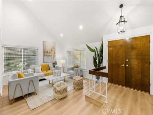 19 Alameda , Irvine, CA