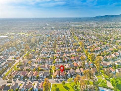 19 Alameda , Irvine, CA