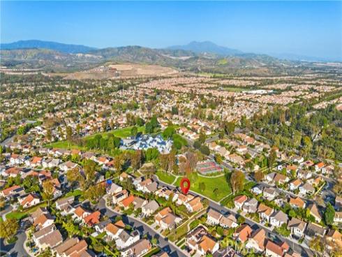 19  Alameda  , Irvine, CA