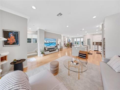 140 Acamar , Irvine, CA