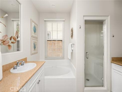 62 Crabapple , Irvine, CA