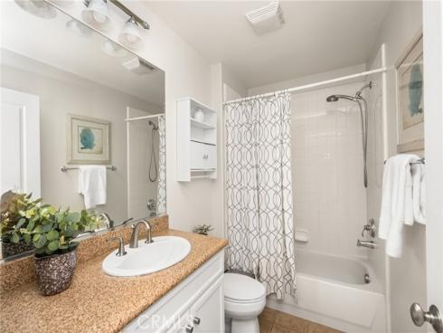 62 Crabapple , Irvine, CA