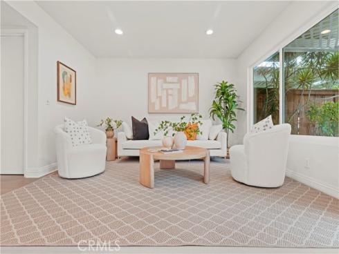 49 W Yale 26 Loop, Irvine, CA