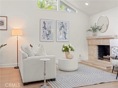 49 W Yale 26 Loop, Irvine, CA