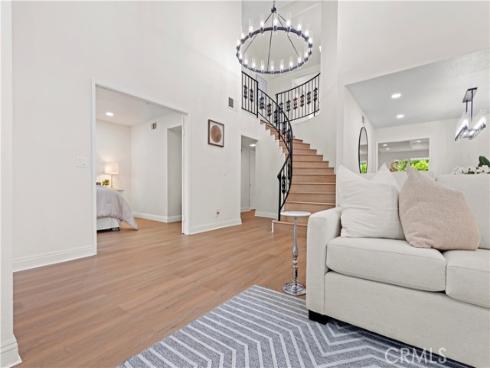 49 W Yale 26 Loop, Irvine, CA