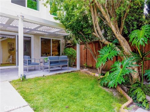 49 W Yale 26 Loop, Irvine, CA