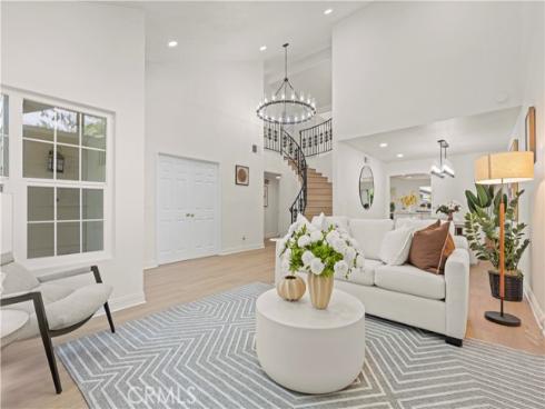 49 W Yale 26 Loop, Irvine, CA