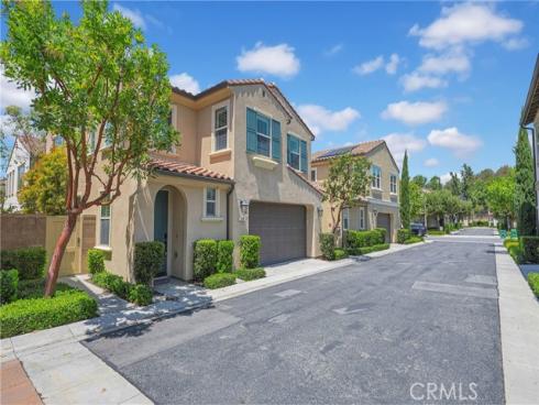 230 Bright Poppy , Irvine, CA