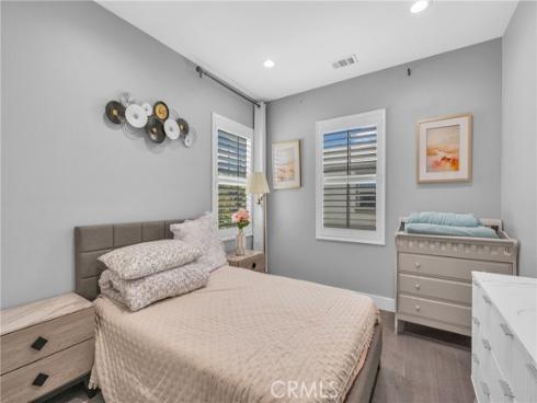 230 Bright Poppy , Irvine, CA