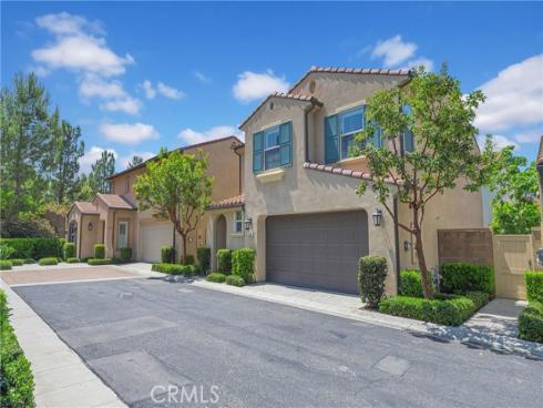 230 Bright Poppy , Irvine, CA