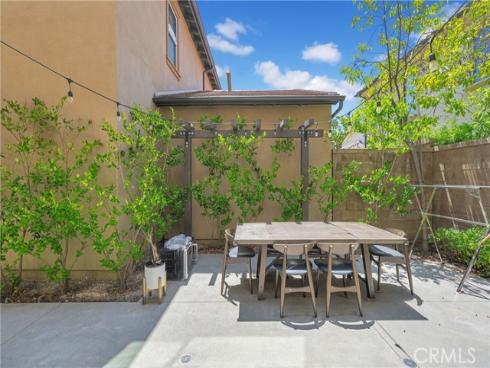 230 Bright Poppy , Irvine, CA