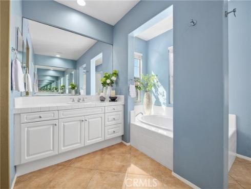 115 Vermillion , Irvine, CA