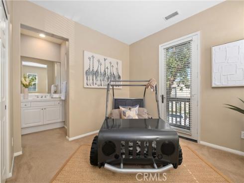 115 Vermillion , Irvine, CA