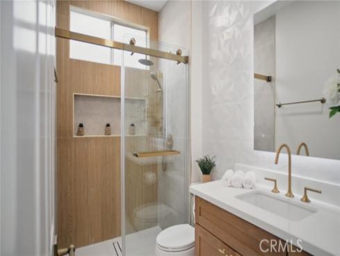 44 Statehouse Place, Irvine, CA