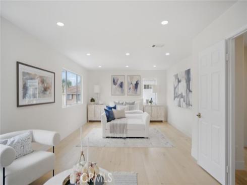 44 Statehouse Place, Irvine, CA