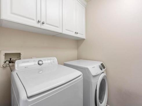 52 Honey Locust , Irvine, CA