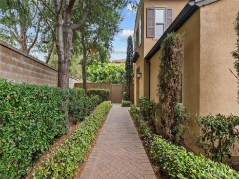 21 Deergrass , Irvine, CA