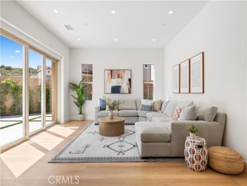 119 Rimstone , Irvine, CA