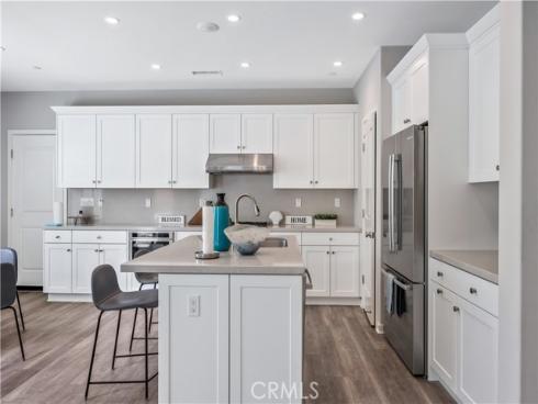 122 Messenger , Irvine, CA