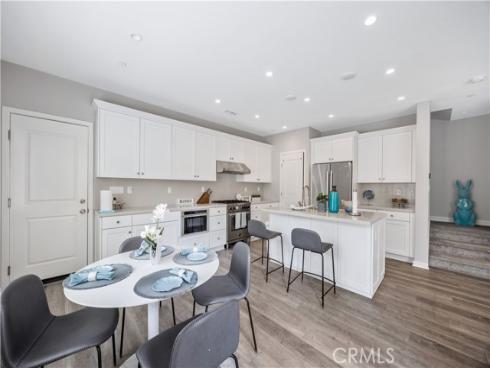 122 Messenger , Irvine, CA