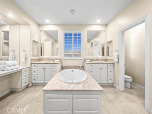 46 Silhouette , Irvine, CA