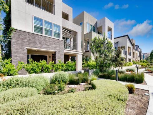 102 Pattern , Irvine, CA