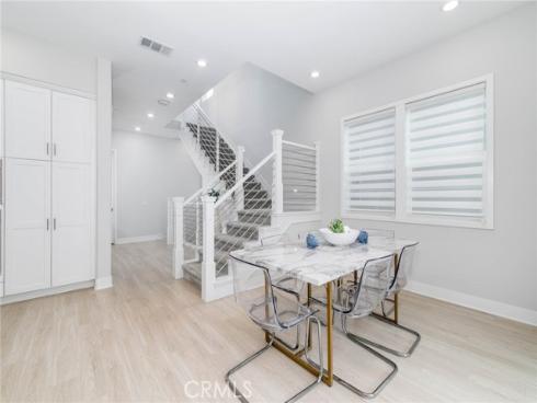 102 Pattern , Irvine, CA