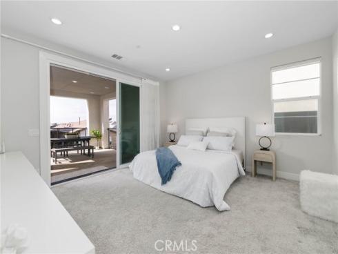 102 Pattern , Irvine, CA