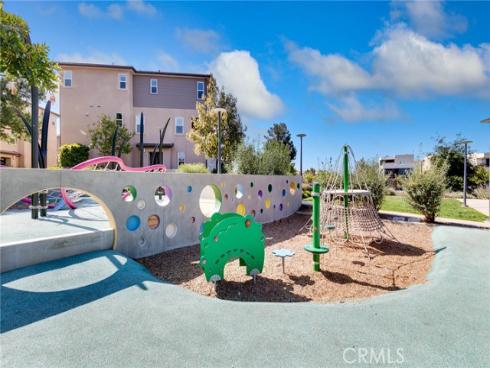 102 Pattern , Irvine, CA